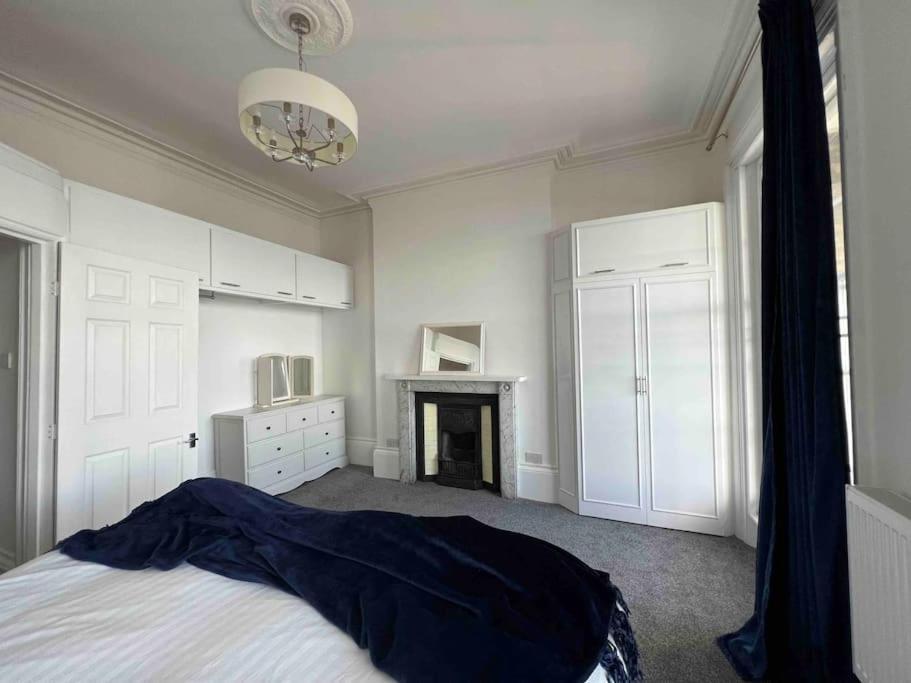 Flat 4 Marine Parade House, 1 East Cliff- Next To Dover Port, White Cliffs, Beach, Castle Exterior foto